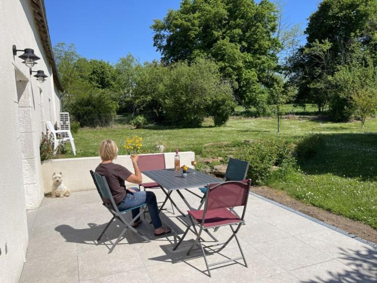 Les Mimosas Villa Gracay Eksteriør bilde